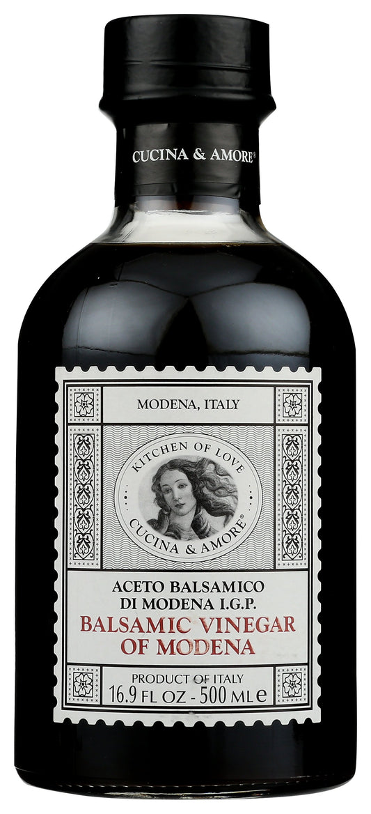 Cucina & Amore Balsamic Vinegar on white background