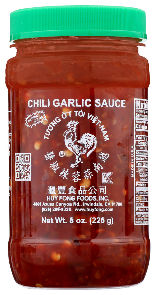 Tuong Ot Sriracha chili garlic sauce on white background