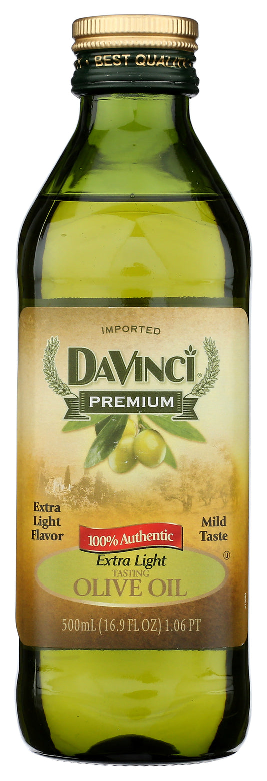 Davinci Extra Light Flavor Olive Oil on white background